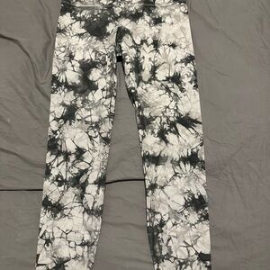 Lululemon Tie-Dye Leggings
